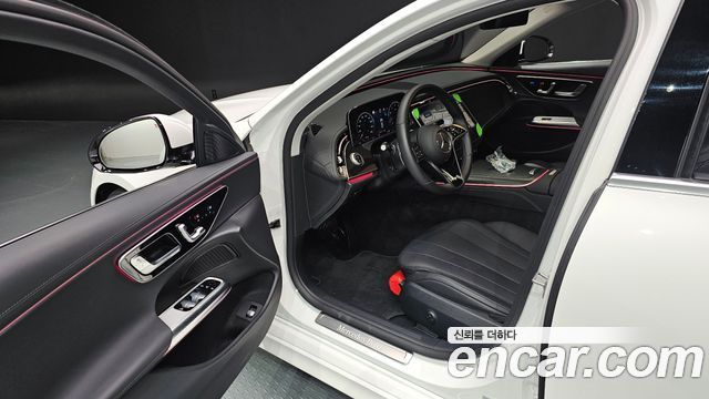 Mercedes-Benz E-Class E200 Avantgarde