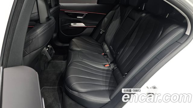 Mercedes-Benz E-Class E200 Avantgarde