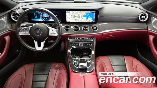 Mercedes-Benz CLS-Class CLS300d AMG Line