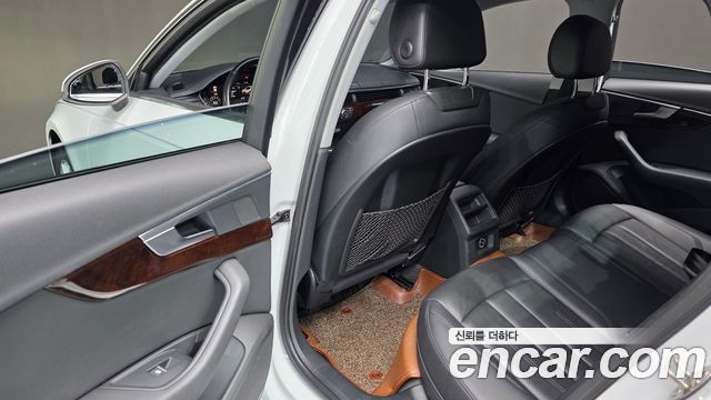 Audi A4 45 TFSI Quattro Premium