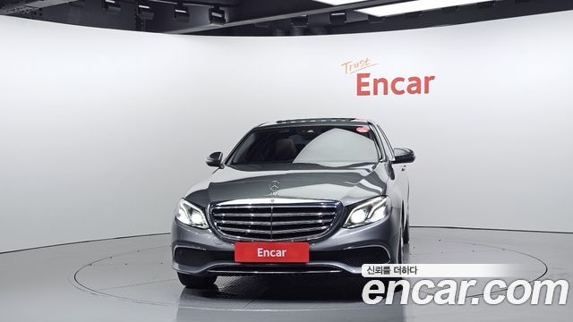 Mercedes-Benz E-Class E220d Exclusive