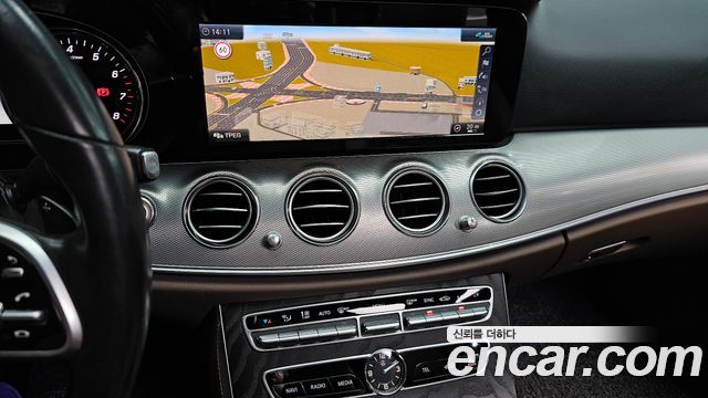 Mercedes-Benz E-Class E250 Avantgarde