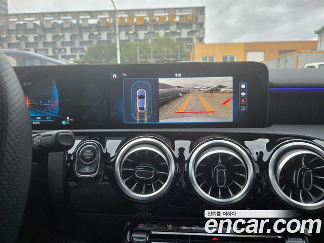 Mercedes-Benz A-Class AMG A35 4MATIC Sedan