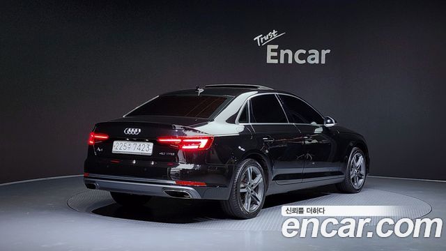 Audi A4 40 TFSI Premium
