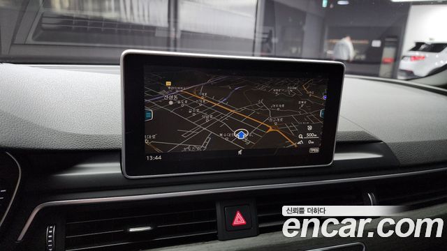 Audi A4 40 TFSI Premium