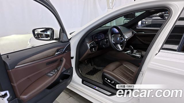 BMW 5-Series 520i M Sport