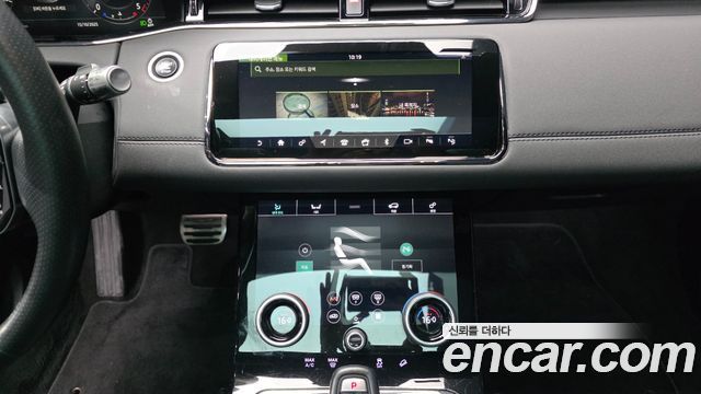 Land Rover Range Rover Evoque D180 R-Dynamic SE