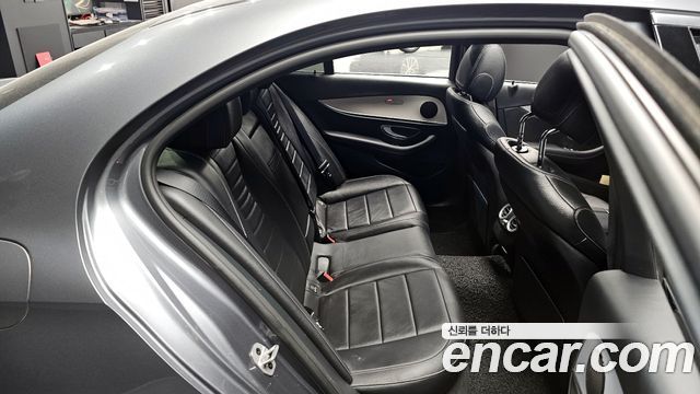 Mercedes-Benz E-Class E250 Avantgarde