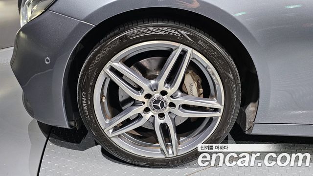 Mercedes-Benz E-Class E300 AMG Line