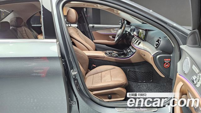 Mercedes-Benz E-Class E300 AMG Line