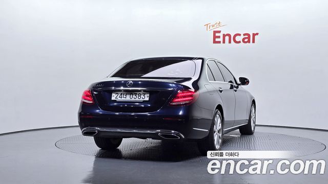 Mercedes-Benz E-Class E220d Exclusive