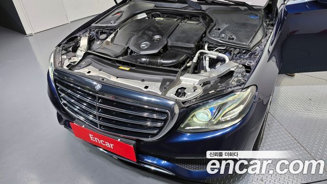 Mercedes-Benz E-Class E220d Exclusive