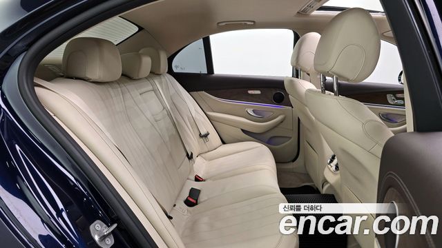 Mercedes-Benz E-Class E220d Exclusive