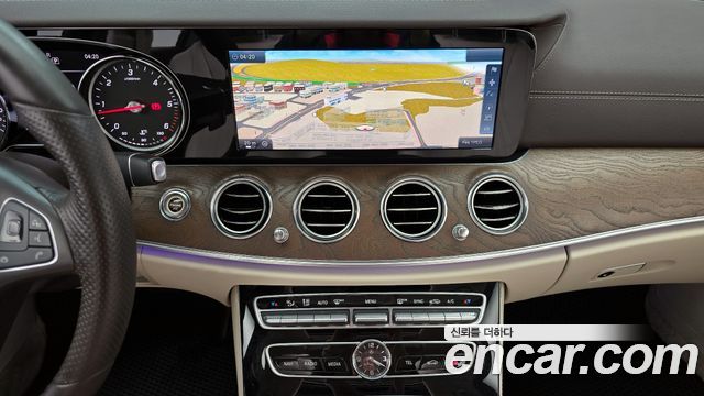 Mercedes-Benz E-Class E220d Exclusive
