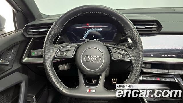 Audi S3 2.0 TFSI Quattro