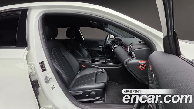 Mercedes-Benz A-Class A220 Hatchback