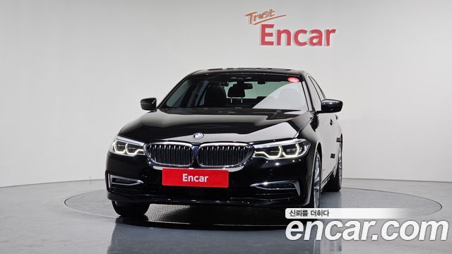 BMW 5-Series 530i xDrive Luxury Plus