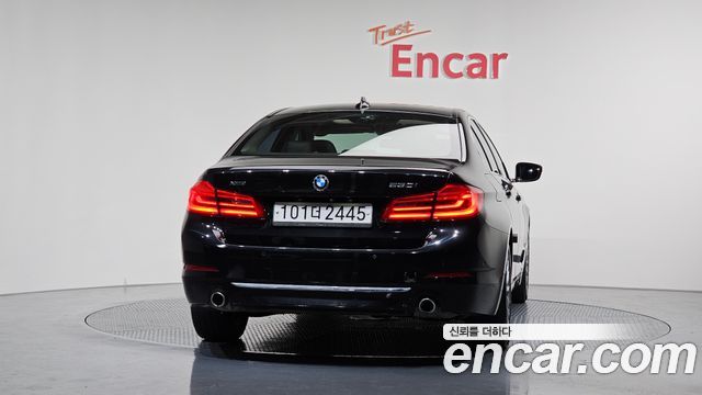 BMW 5-Series 530i xDrive Luxury Plus
