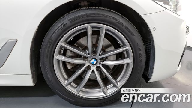 BMW 5-Series 520i M Sport