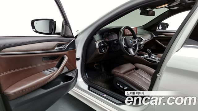 BMW 5-Series 520i M Sport