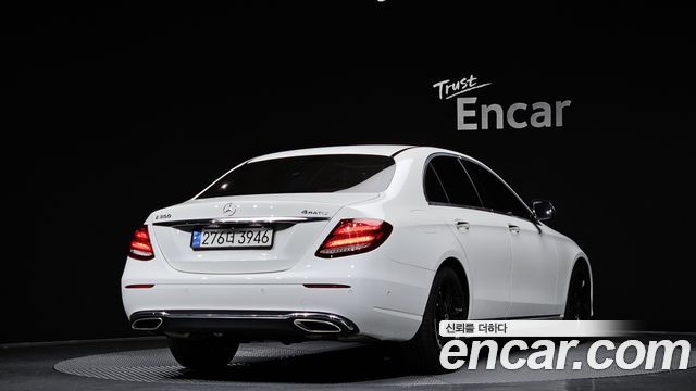 Mercedes-Benz E-Class E200 Avantgarde