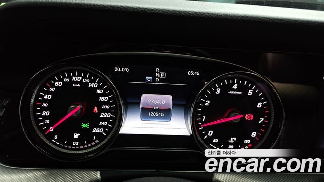 Mercedes-Benz E-Class E200 Avantgarde