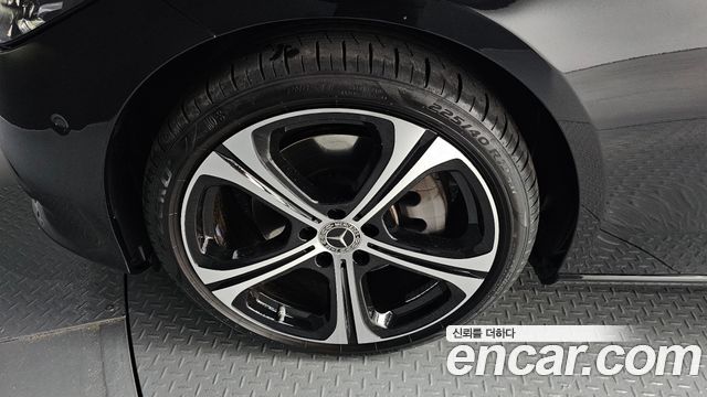 Mercedes-Benz C-Class C300 4MATIC Avantgarde