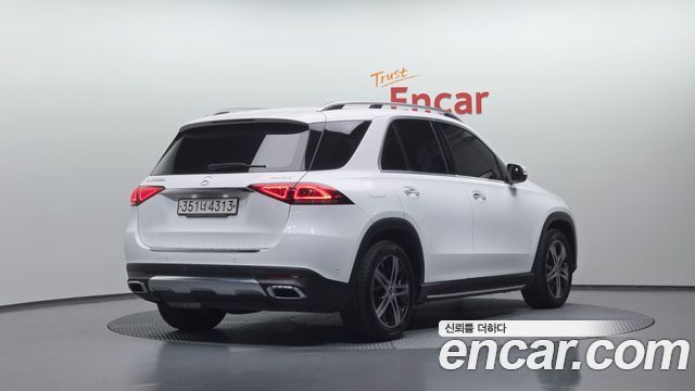 Mercedes-Benz GLE-Class GLE300d 4MATIC