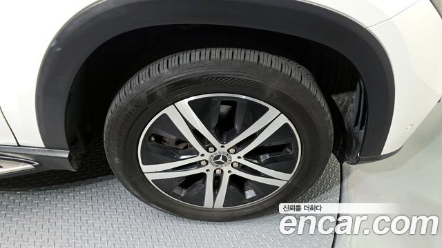 Mercedes-Benz GLE-Class GLE300d 4MATIC