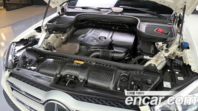 Mercedes-Benz GLE-Class GLE300d 4MATIC