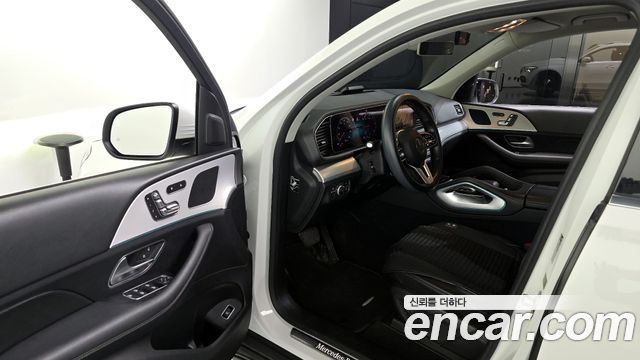 Mercedes-Benz GLE-Class GLE300d 4MATIC