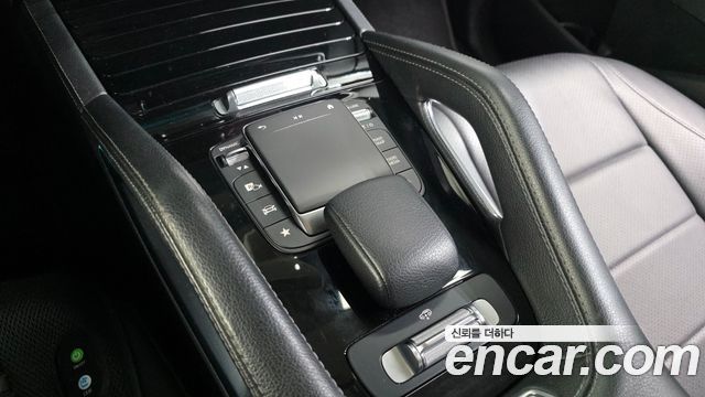 Mercedes-Benz GLE-Class GLE300d 4MATIC