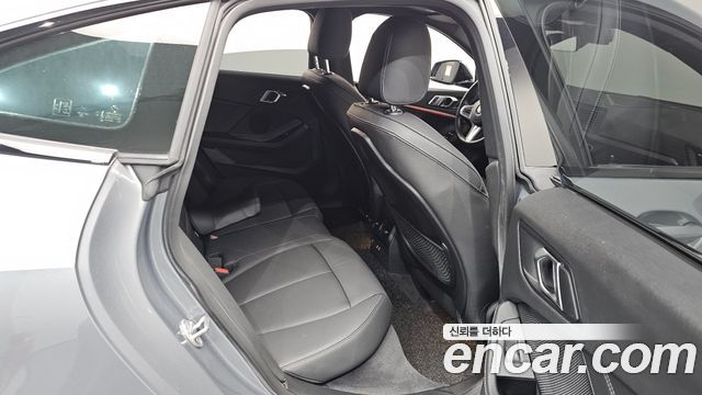 BMW 2-Series 220i M Sports