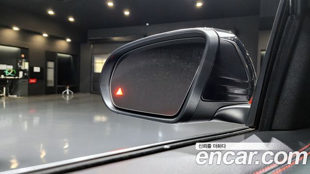 Mercedes-Benz GLB-Class AMG GLB35 4MATIC