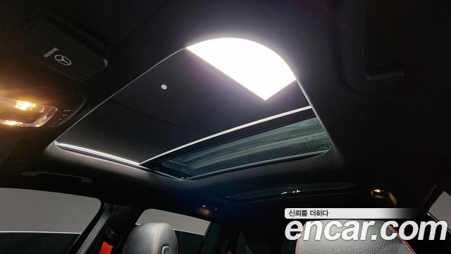 Mercedes-Benz GLB-Class AMG GLB35 4MATIC