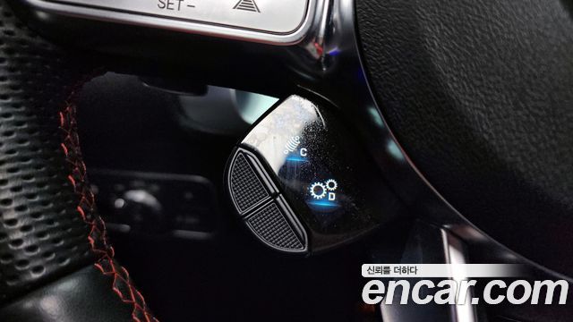 Mercedes-Benz GLB-Class AMG GLB35 4MATIC