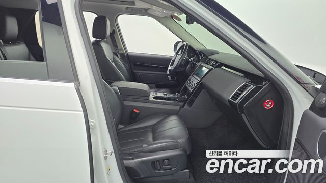 Land Rover Discovery 3.0 SD6 SE