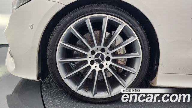 Mercedes-Benz E-Class E450 4MATIC Coupe