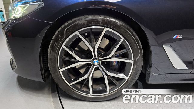 BMW 5-Series 530i M Sport Package