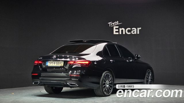 Mercedes-Benz E-Class E350 4MATIC AMG Line