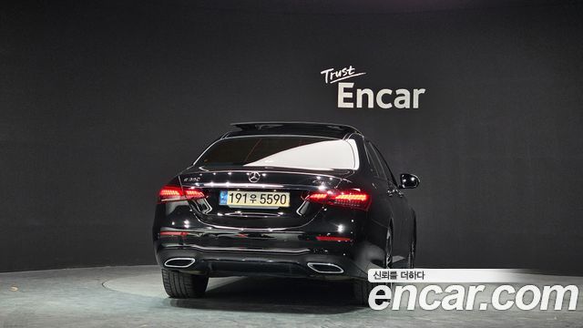 Mercedes-Benz E-Class E350 4MATIC AMG Line
