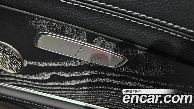 Mercedes-Benz E-Class E350 4MATIC AMG Line