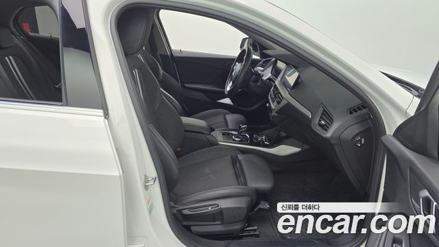 BMW 1-Series 118d Joy