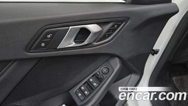 BMW 1-Series 118d Joy