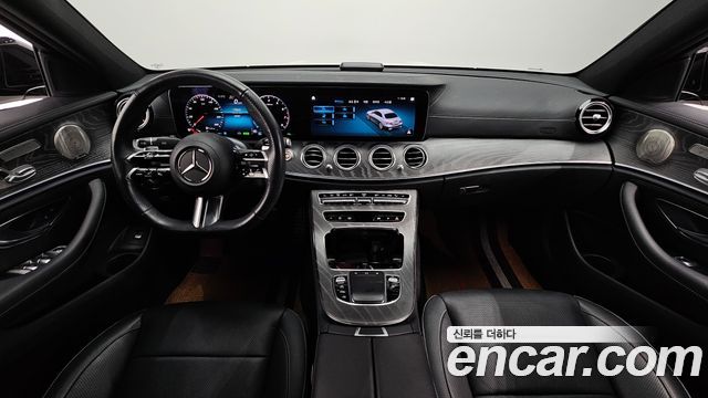 Mercedes-Benz E-Class E350 4MATIC AMG Line