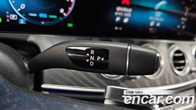 Mercedes-Benz E-Class E350 4MATIC AMG Line