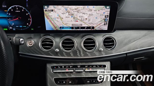 Mercedes-Benz E-Class E350 4MATIC AMG Line