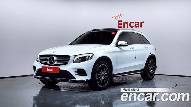 Mercedes-Benz GLC-Class GLC300 4MATIC AMG Line