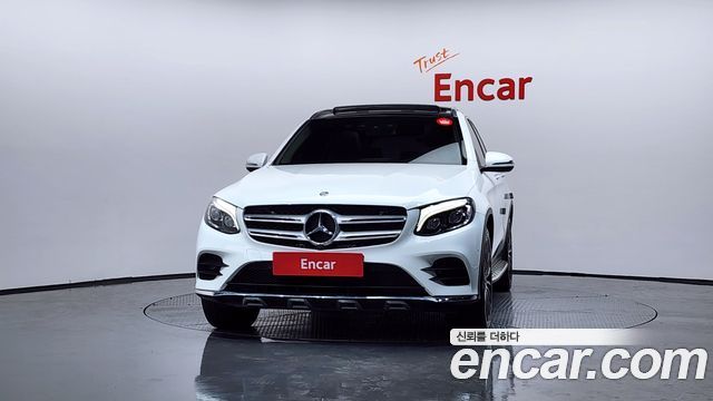 Mercedes-Benz GLC-Class GLC300 4MATIC AMG Line