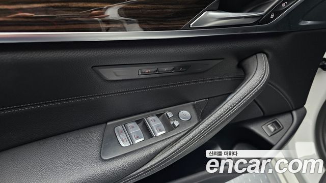 BMW 5-Series 520i M Sport